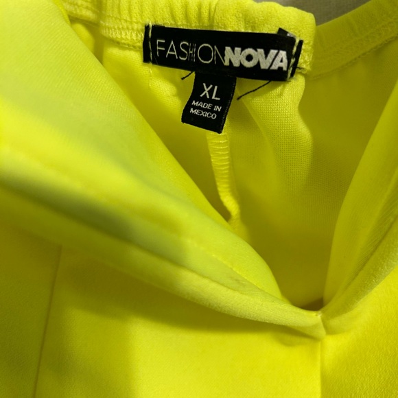 Fashion Nova strapless size XL - Picture 3 of 3